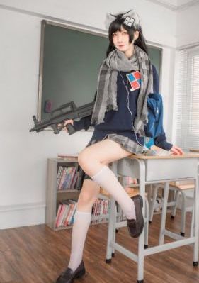 国产精品女黑色高跟鞋免费看_1080免费播放